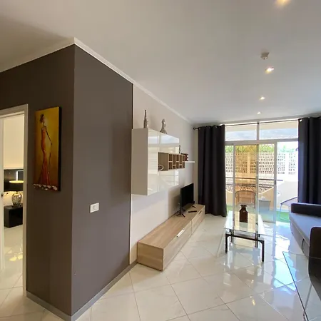 Adeje, Calle El Horno Апартаменты *